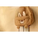Jollein Bunny Luz barna puha bouclé nyuszis hátizsák elölről fotózva
