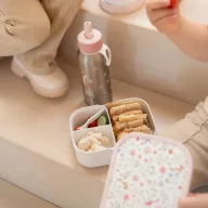 Little Dutch Fairy Wonders virágmintás uzsonnás doboz felülről nézve rózsaszín kerettel