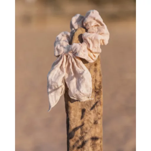 Mrs Ertha Scrunchies hajgumi - Bouquete Silhouette