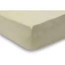 Közeli kép a Jollein Soft Matcha gumis lepedő sarkáról és puha pamut anyagáról