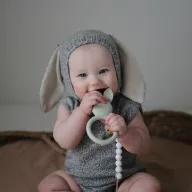 Mushie nyuszi rágóka - zsálya