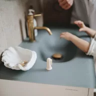 Mushie ujjra húzható fogkefe - púderrózsaszín és homok