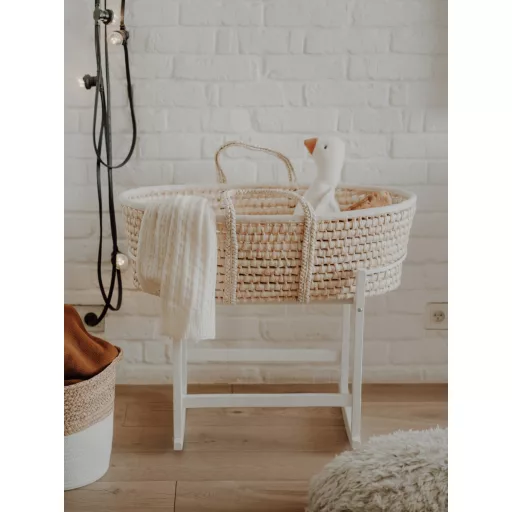 Ringatós állvány fonott mózeskosárhoz - White