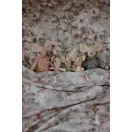 Makaszka Álmosvölgy lakói bambusz babapárna 25x30 cm-es méretben, sötétzöld erdei állatos mintával