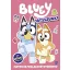 Bluey - Játsszunk együtt! matricás foglalkoztatókönyv borítója Bluey és Bingo figurájával