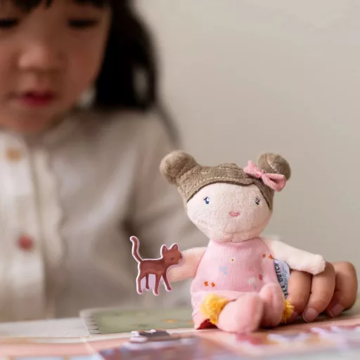 Little Dutch újrafelhasználható matricás füzet Rosa és barátai