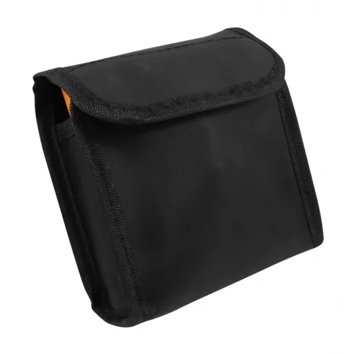 Távcső 4*30 mm BUKI
