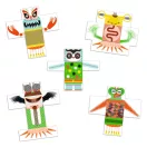 Öt különböző vicces szörny figura kirakva a Djeco Kinoptik RigoloMonster optikai puzzle elemeiből