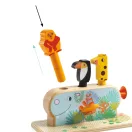 Djeco Multi Pop ugráltatós felfedező játék színes figurákkal és gombokkal