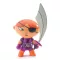 Djeco Arty Toys Mary Scarlett kalózlány figura szablyával, fehér és kék ruházatban