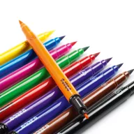 Djeco ecsetfilc készlet 10 klasszikus színnel, átlátszó csomagolásban