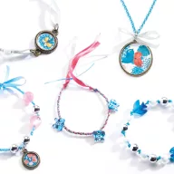 Djeco Pearls and birds ékszerkészítő készlet madaras medálokkal és színes gyöngyökkel