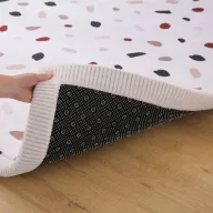   Hakuna matte memóriahabos puha gyerekszőnyeg 150x200 cm - Konfetti