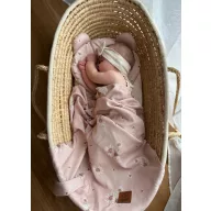 Infantilo bambusz nyári babatakaró és mackó alakú lapospárna Daisy Blush mintával kiterítve