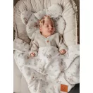 Infantilo bambusz nyári babatakaró és mackó párna szett Mommy Bear mintával mózeskosárban
