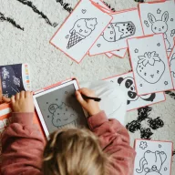 Kidywolf Kidydraw Mini Kawaii összecsukható LCD rajztábla piros borítóval és mintákkal