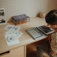 Kidywolf Kidydraw Mini Oceans & Pirates LCD rajztábla kék könyvszerű védőtokban