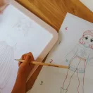 Kidywolf Kidydraw Pro Fashion világító rajztábla divattervező sablonnal és ceruzával
