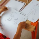 Kidywolf Kidydraw Pro Fashion világító rajztábla divattervező sablonnal és ceruzával
