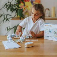 Kidywolf Kidyelec Starter 11 elemes áramkör építő készlet összerakott áramkörrel és világító LED modullal