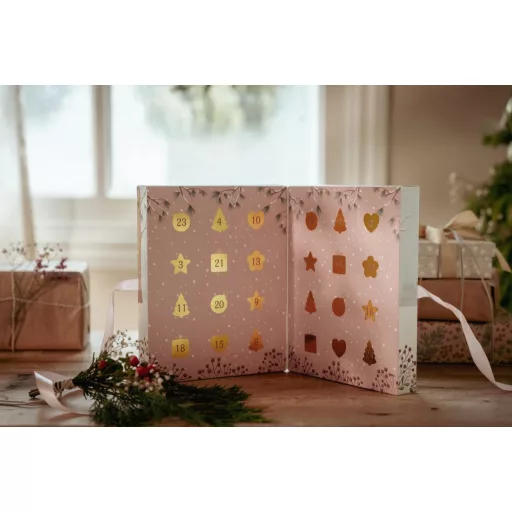 Little Dutch adventi kalendárium charm készítővel és matricával