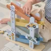 Little Dutch autók a lejtőn