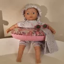 Little Dutch strand- és fürdethető Mara baba úszógumival és kalappal