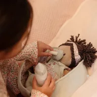 Little Dutch baby Evi mózeskosárban 