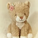 Little Dutch Safari Friends lány oroszlán plüss 17 cm-es méretben, virággal a fülén