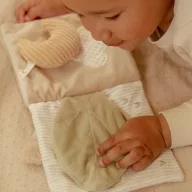 Little Dutch textil babakönyv nagy - Newborn Naturals