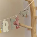 Little Dutch Safari Friends dekorációs füzér betűkkel és a felfűzhető krokodil figurával