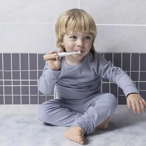 Matchstick Monkey szónikus baba fogkefe - Maki púderrózsaszín