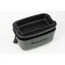 Polarbox 20L hűtőtáska nyitott állapotban, tágas fekete belső rekesszel