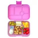 Yumbox Original 6 rekeszes uzsonnás doboz megpakolva sajttal olívabogyóval gyümölccsel és zöldséggel