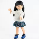 Liu Paola Reina 32 cm-es Las Amigas baba felemelt karral játék közben