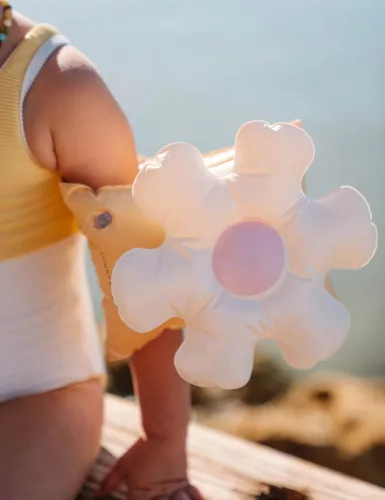 Sunnylife Karúszó - Princess Swan - közelebbi kép