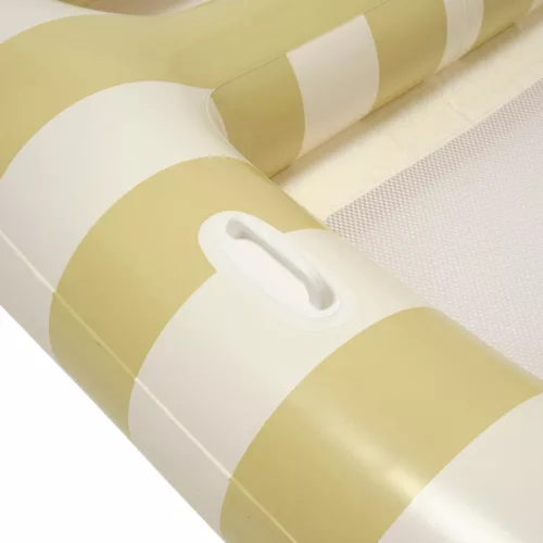 Sunnylife Kétszemélyes Felfújható Függőágy - Float Casa Sand Stripe használat közben