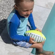  Sunnylife neoprén felfújható rögbi labda - Tides Out Citrus
