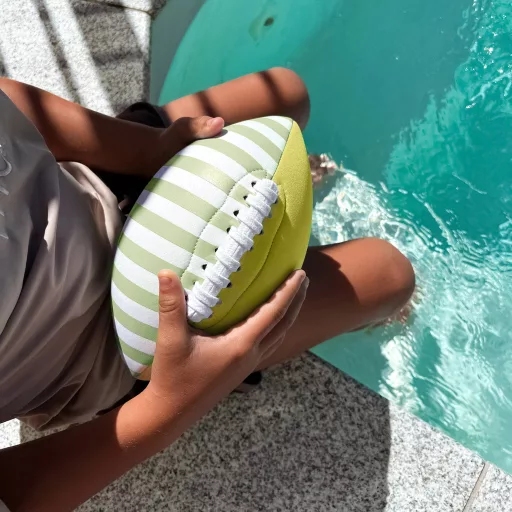 Sunnylife neoprén felfújható rögbi labda - Tides Out Citrus