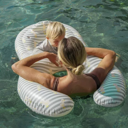 Sunnylife Kétszemélyes Együtt a Babával Úszógumi - Duck Sage Stripe - Kiegészítő kép