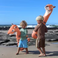   Sunnylife felfújható vízi nudli szett (2 db) - Tino the Tiger