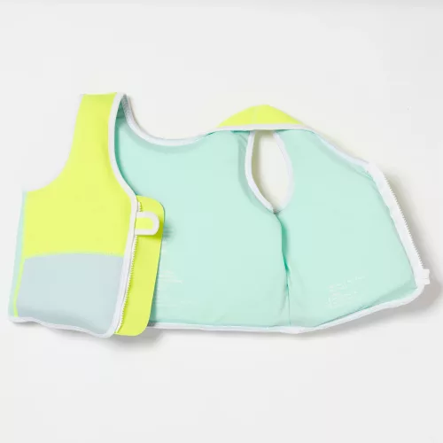 Sunnylife Úszómellény - Használatban