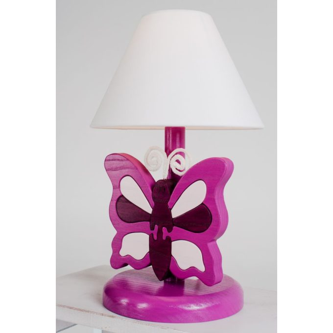 Pillangó lila éjjeli lámpa