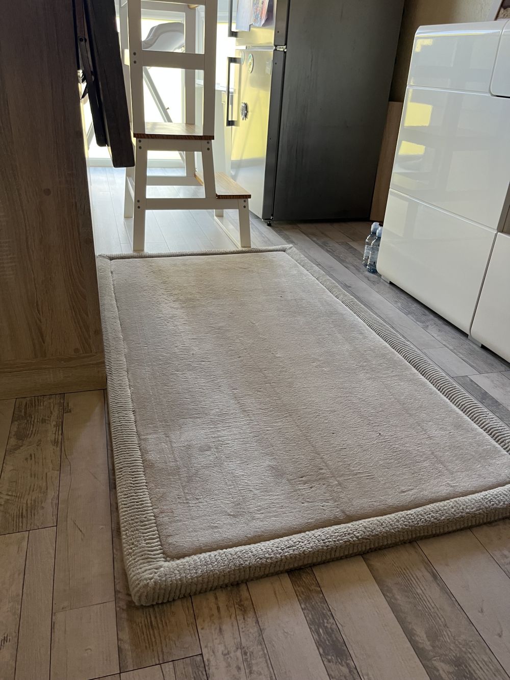 Hakuna matte memóriahabos puha gyerekszőnyeg 80x150 cm - Bézs