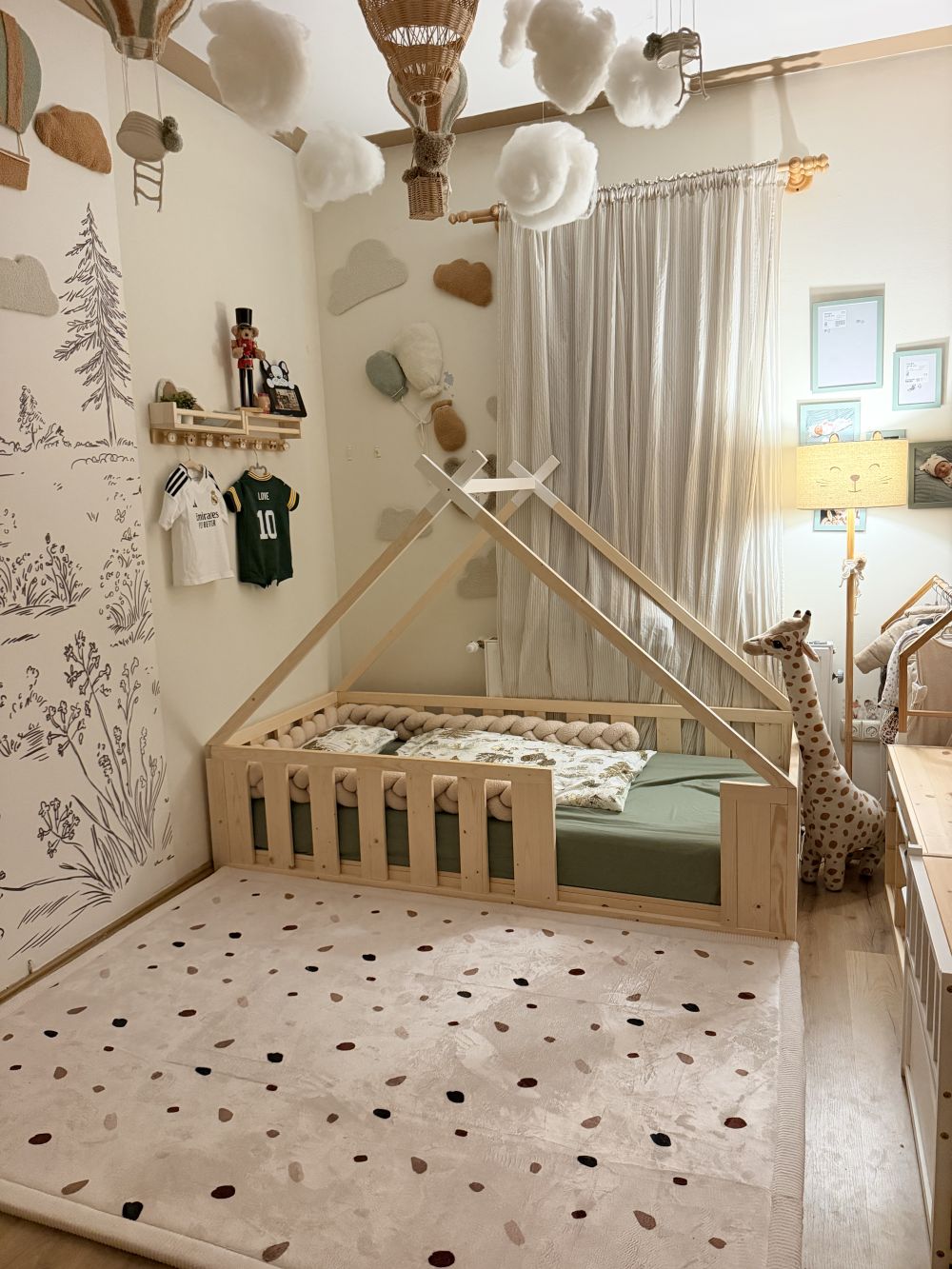 Hakuna matte memóriahabos puha gyerekszőnyeg 150x200 cm - Sötétszürke