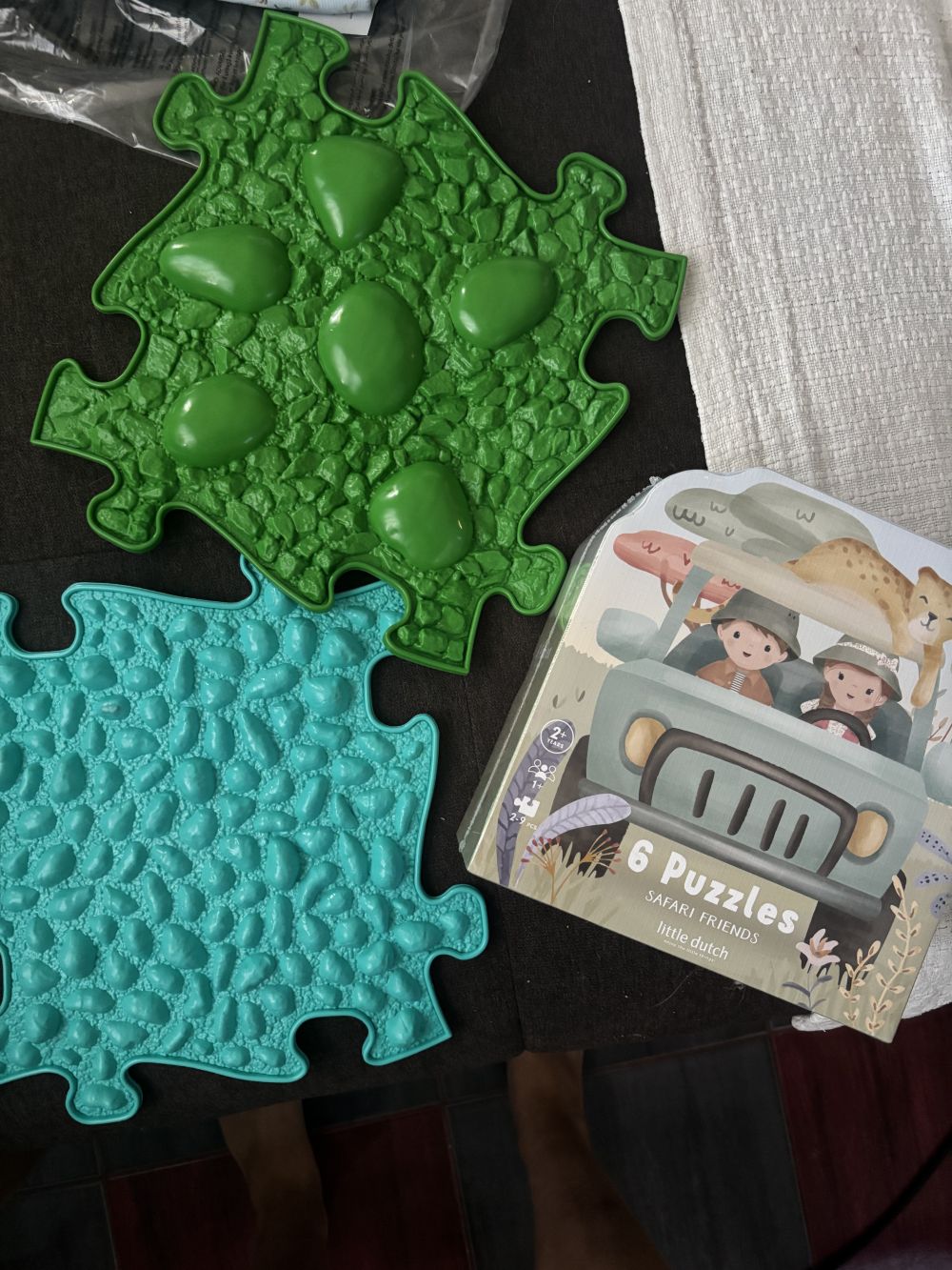 Little Dutch 6 az 1-ben puzzle- Safari Friends