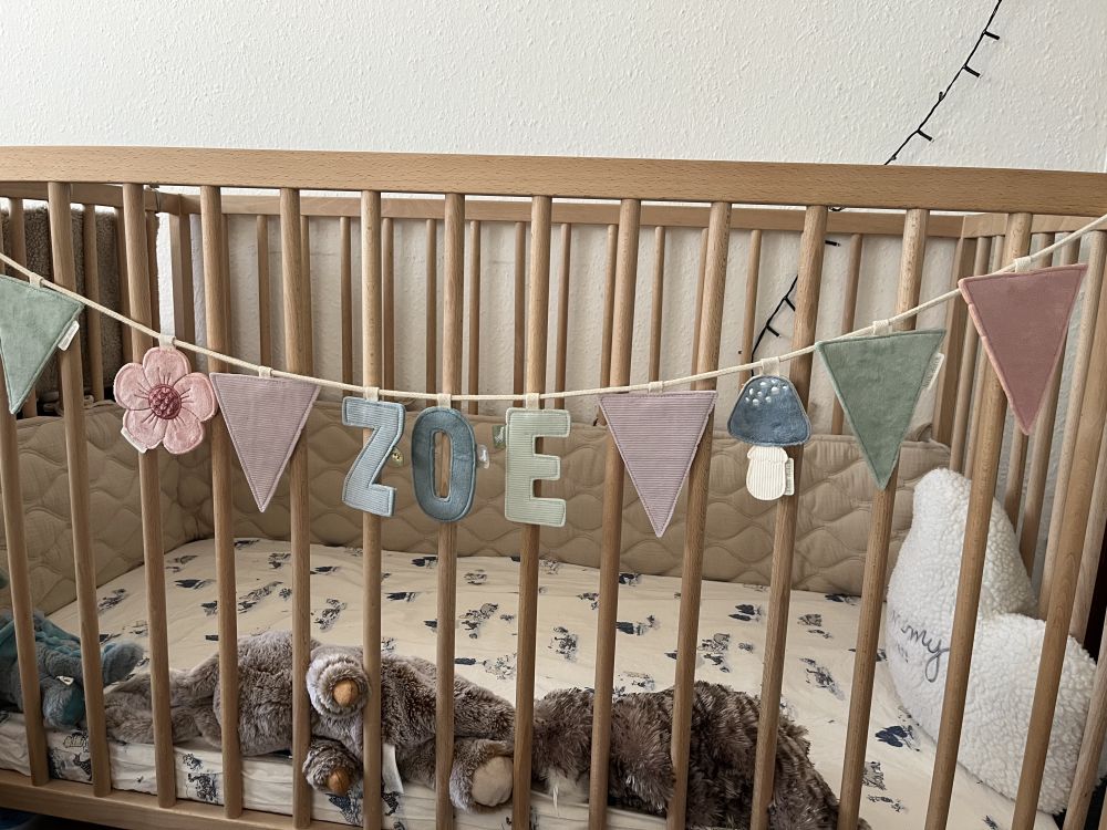 Little Dutch felfűzhető textil betű E